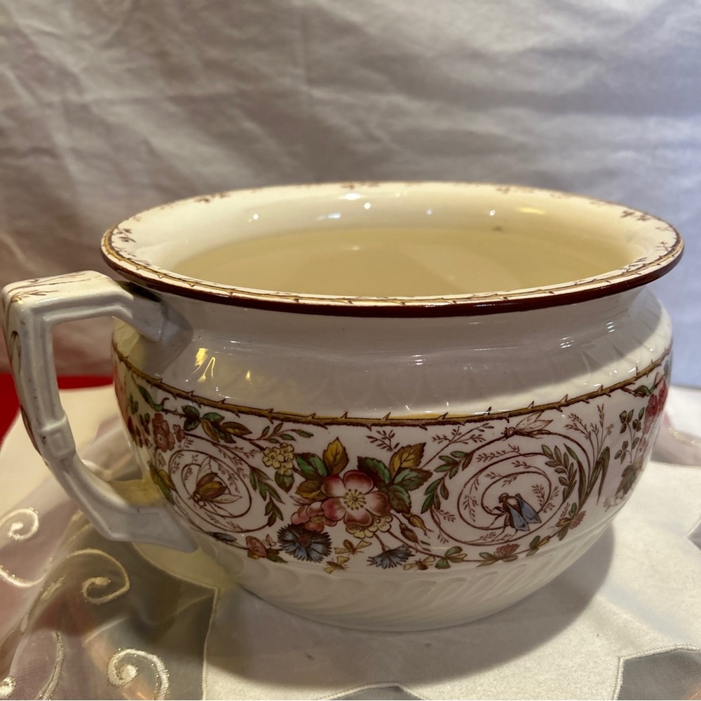 - Vintage Alton Wedgwood  Spittoon. Alton pattern. Browns and Pink Colors.…